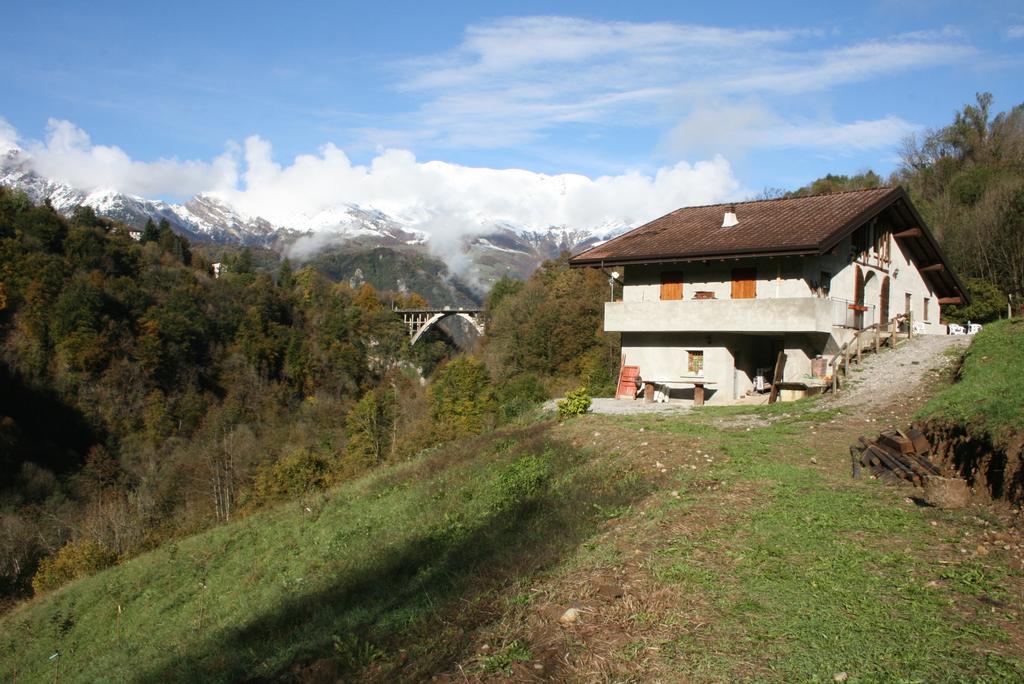 Cremeno Agriturismo Cascina Cornella מראה חיצוני תמונה