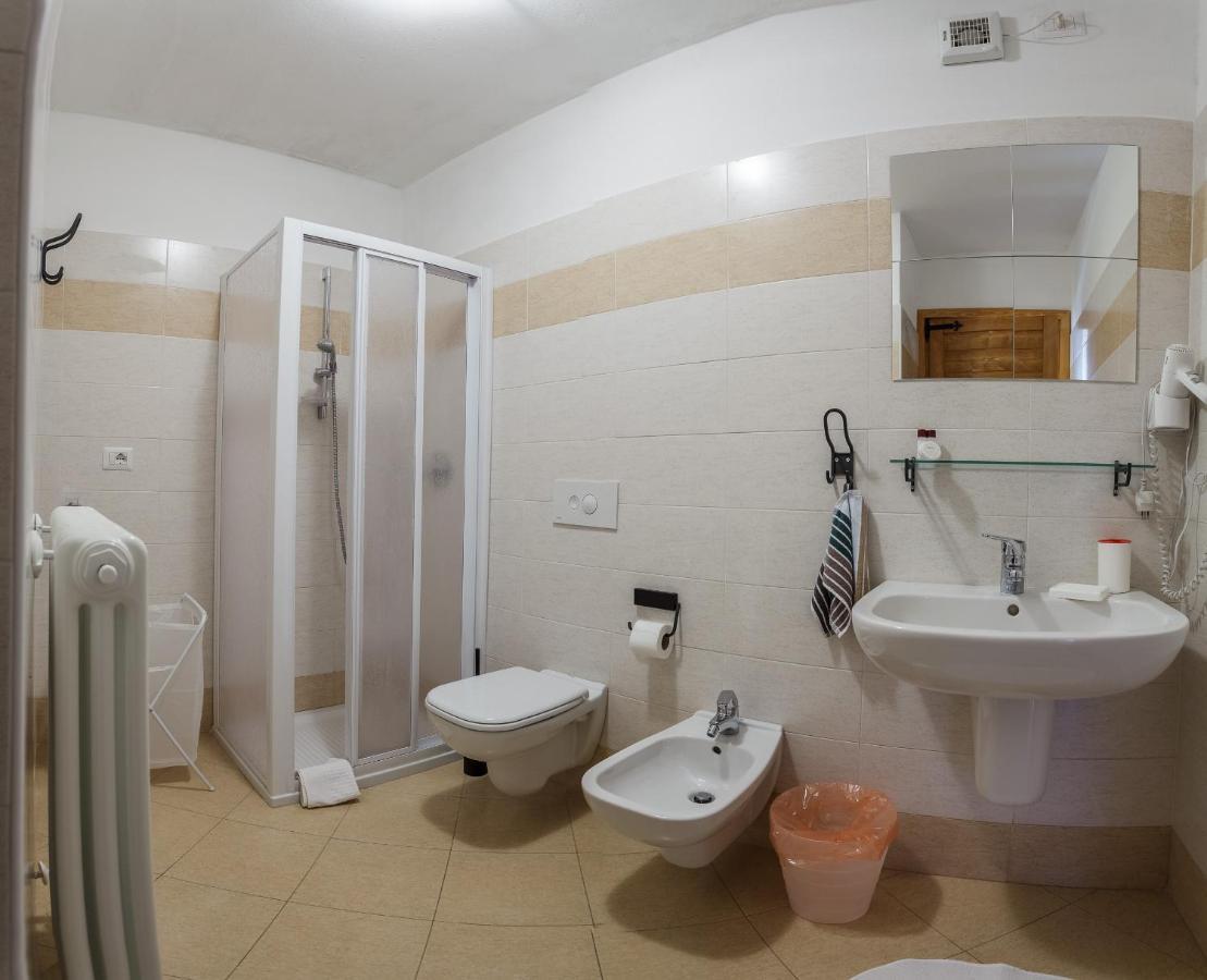Cremeno Agriturismo Cascina Cornella מראה חיצוני תמונה